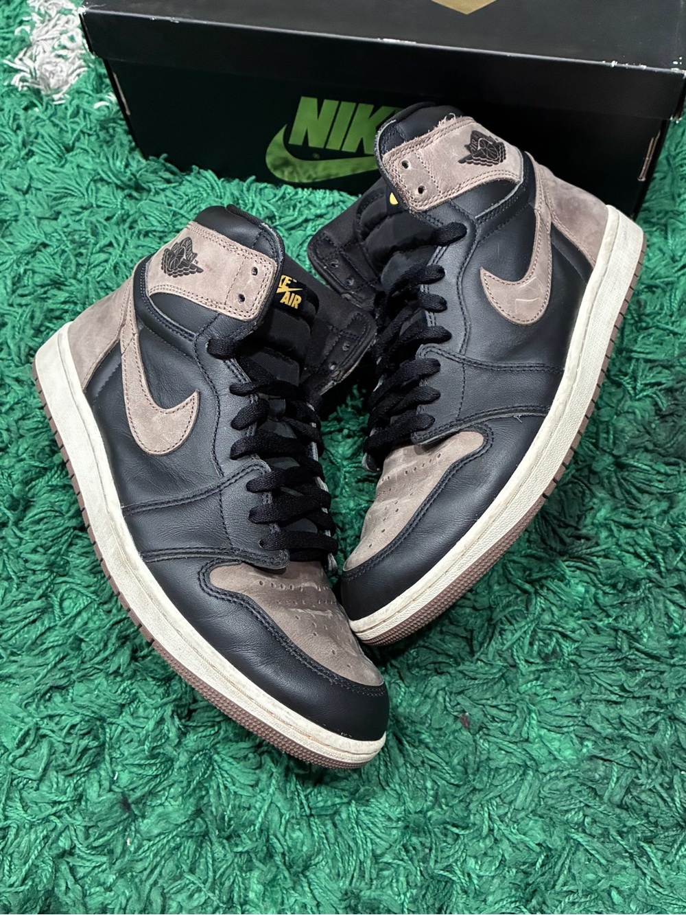 Jordan 1 Retro High OG Palomino Size 11 Pre-Owned/Used OG ALL 100% AUTHENTIC!